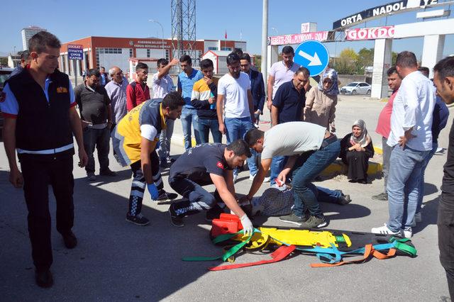 Otomobilin çarptığı bisikletli yaralandı, kadın sürücü ağladı