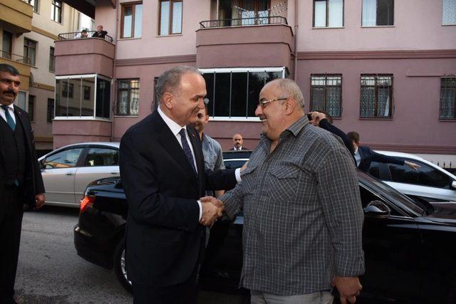 Başkan Faruk &Ouml;zl&uuml; halkla i&ccedil; i&ccedil;e 2