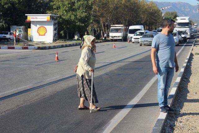 Yaşlı çifti kaza ayırdı