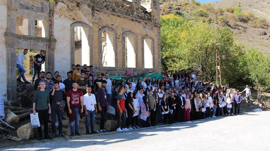 Avrasya &Uuml;niversitesi Mimarlık B&ouml;l&uuml;m&uuml; &ouml;ğrencilerinden G&uuml;m&uuml;şhane ve Bayburt&rsquo;a teknik gezi