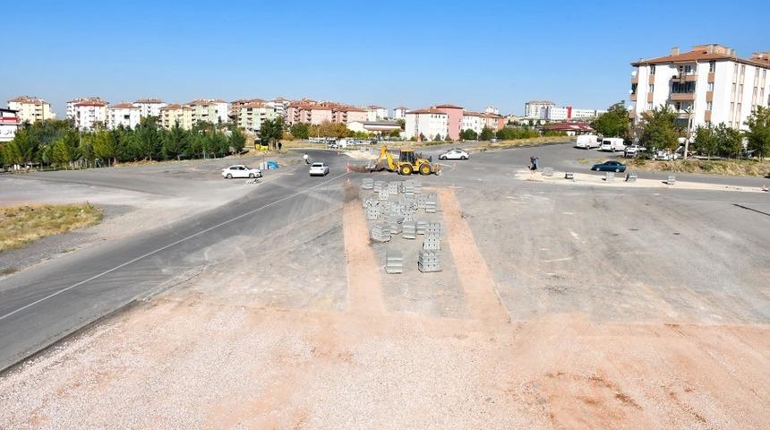 Aksaray Belediyesi Yunus Emre Mahallesinde kavşak çalışması başlattı