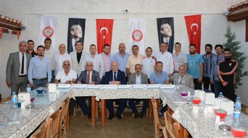 Menteşe Belediyesi&rsquo;nden amat&ouml;r kul&uuml;plere maddi yardım