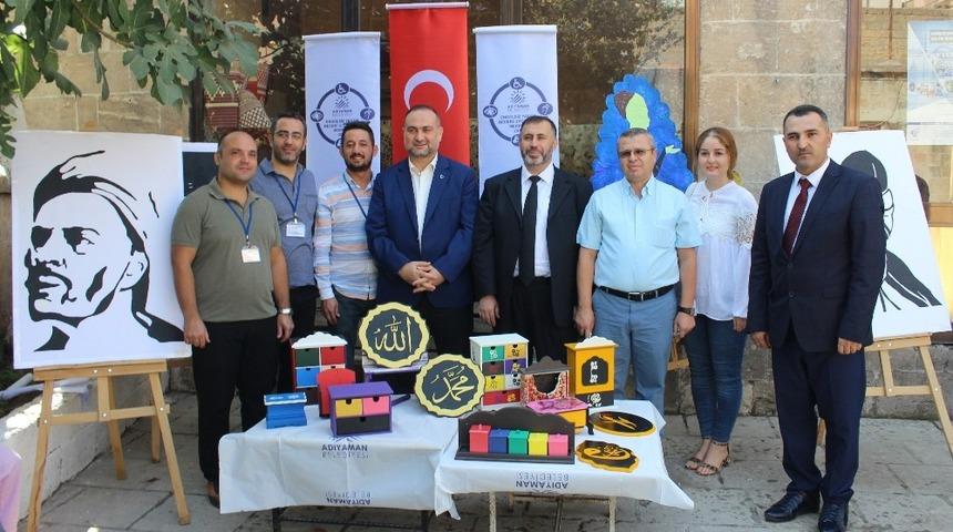 Engelliler camide sergi a&ccedil;tı