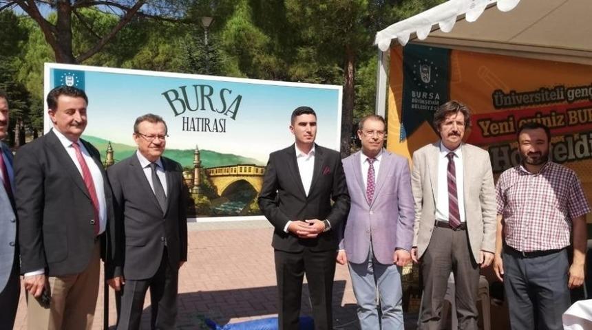 &Uuml;niversitelilere sıcak karşılama