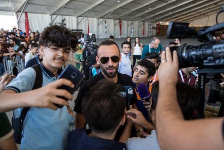 Galatasaraylı Falcao ve Fenerbahçeli Vedat Muriç ok attı G4