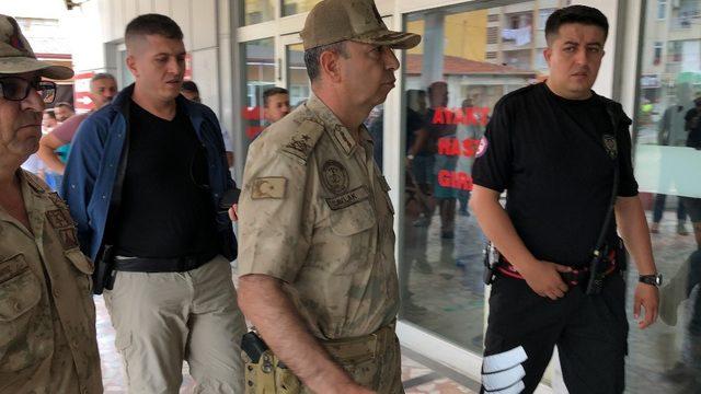 Hatay’da askeri araç devrildi: 2 şehit, 5 yaralı