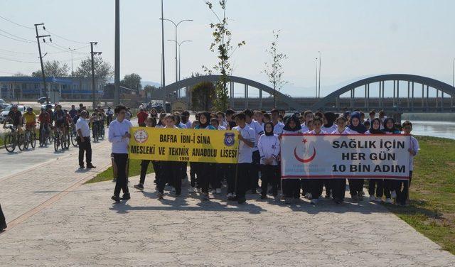 Bafra’da ‘Dünya Yürüyüş Günü’nde 10 bin adım attılar