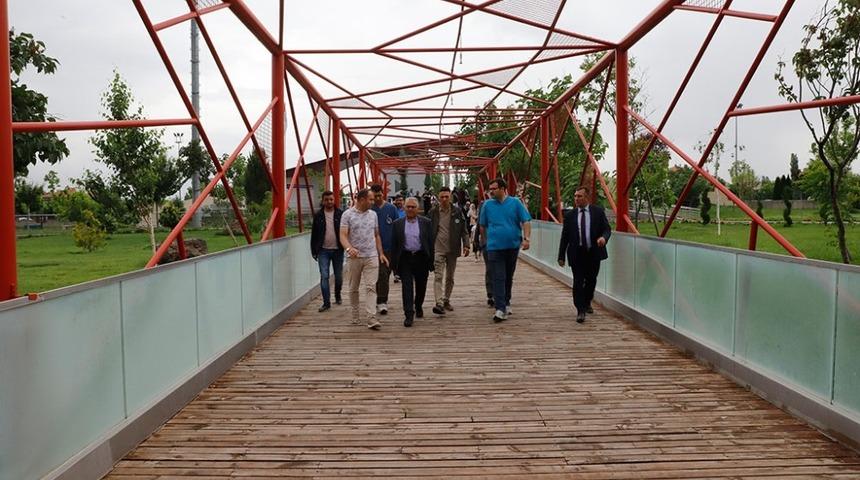 Hayvanları Koruma G&uuml;n&uuml;&rsquo;nde hayvanat bah&ccedil;esi &uuml;cretsiz