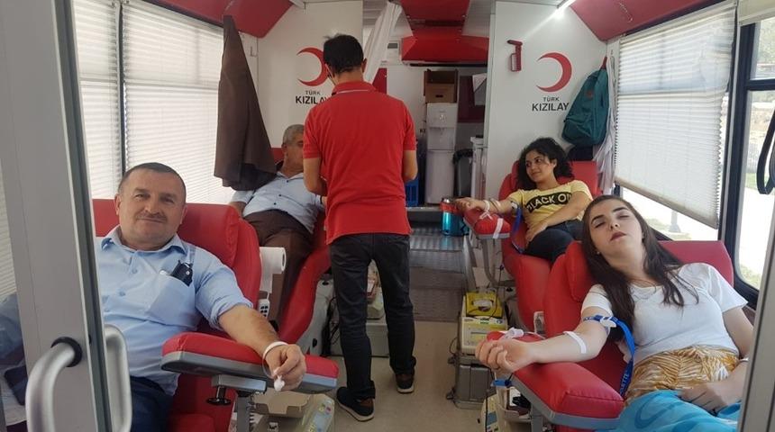 Ala&ccedil;am&rsquo;dan Kızılay&rsquo;a kan desteği