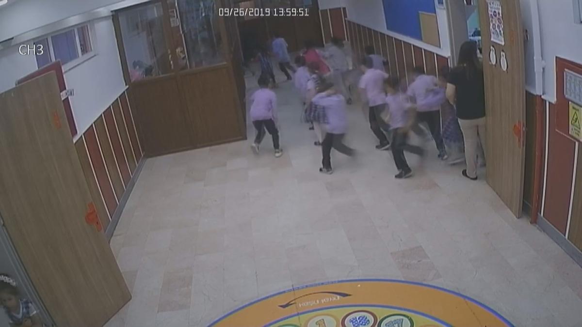 İstanbul'daki 5.8'lik deprem sırasında duygulandıran g&ouml;r&uuml;nt&uuml;ler