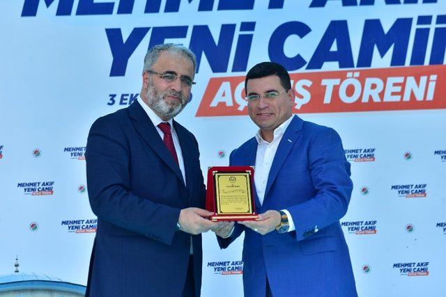 Mehmet Akif Yeni Camii törenle açıldı