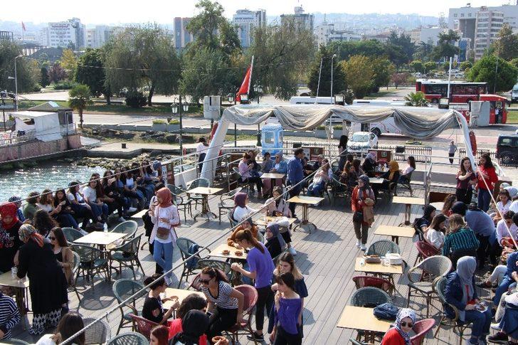 Üniversite öğrencileri gemiyle Samsun’u gezdi G4