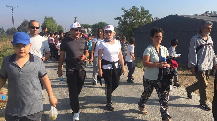 Y&uuml;r&uuml;y&uuml;ş g&uuml;n&uuml;nde Sarıkemer&rsquo;den Ser&ccedil;in&rsquo;e y&uuml;r&uuml;d&uuml;ler