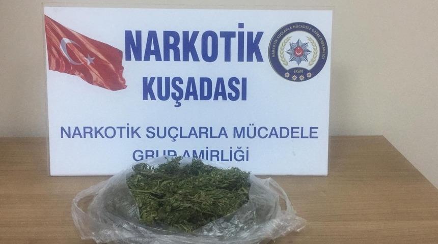 Kuşadası&rsquo;nda uyuşturucu operasyonu