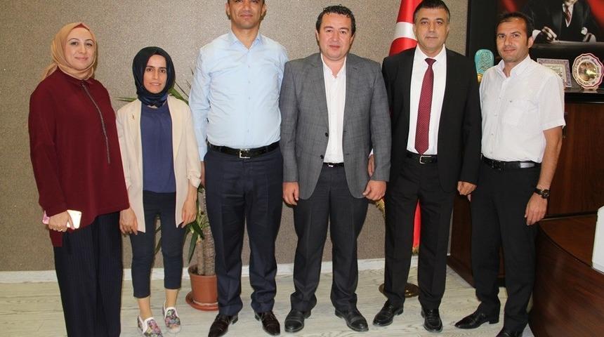 M&uuml;d&uuml;r S&uuml;nnet&ccedil;ioğlu&rsquo;ndan Başkan T&uuml;fek&ccedil;ioğlu&rsquo;na teşekk&uuml;r