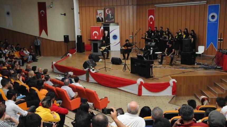 B&Uuml;&rsquo;de merhum Gafarzade&rsquo;nin 50. yaş g&uuml;n&uuml; kutlaması ve Azeri şarkıları etkinliği