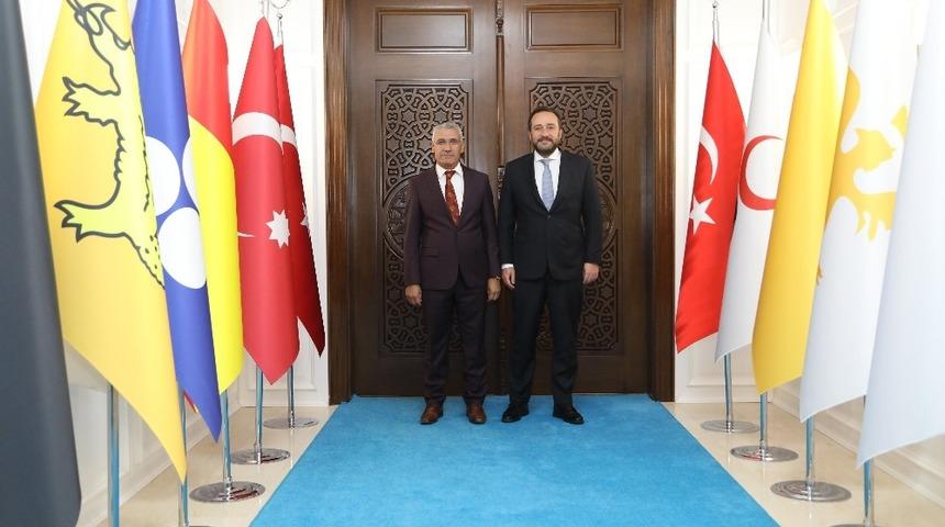 Milletvekili Z&uuml;lf&uuml; Ağar&rsquo;dan Başkan G&uuml;der&rsquo;e ziyaret