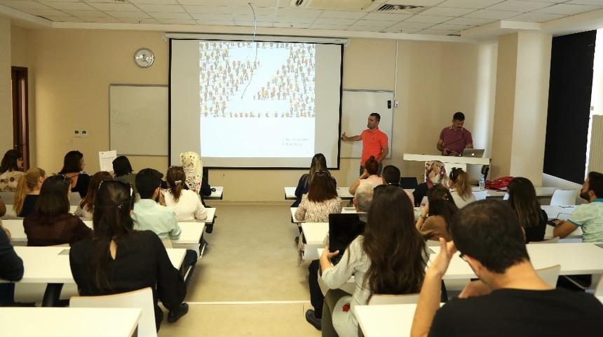 HK&Uuml; eğitici eğitiminde bu kez g&uuml;ndem Z kuşağı