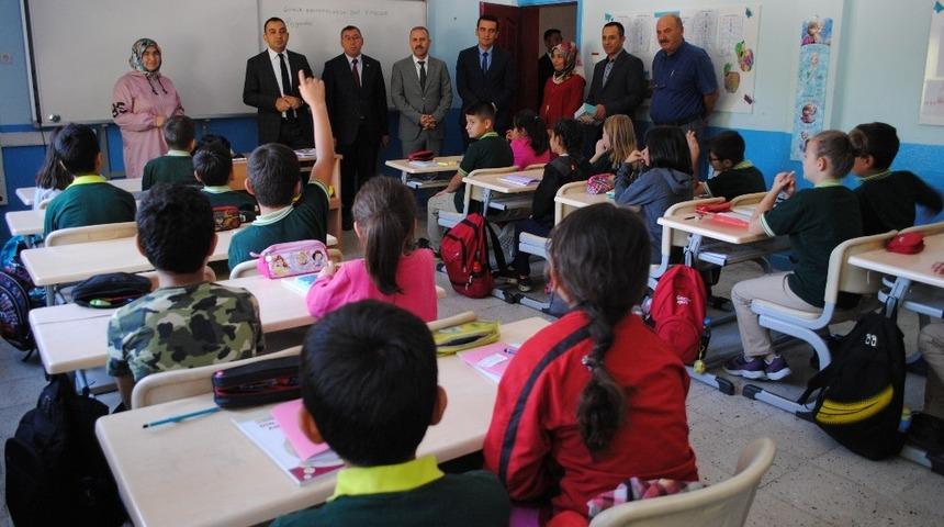 &Ouml;ğrencilere tasarruf bilinci i&ccedil;in &rsquo;B&uuml;t&ccedil;e defteri&rsquo;