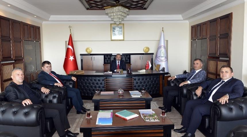 GMİS y&ouml;netimi Rekt&ouml;r &Ccedil;ufalı&rsquo;yı ziyaret etti