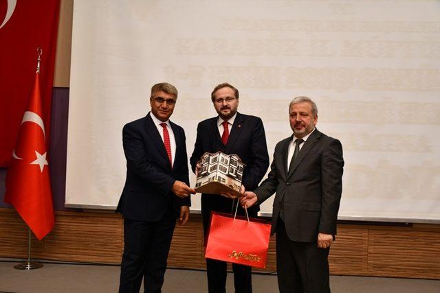 Karabük’te “Cami ve Hayat” konferansı düzenlendi