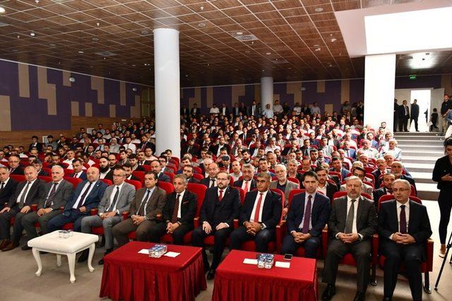 Karabük’te “Cami ve Hayat” konferansı düzenlendi