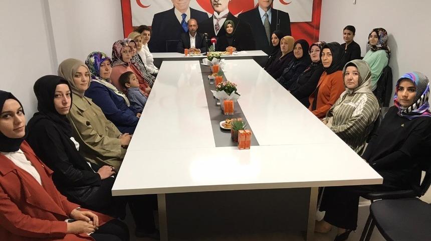 MHP, Sivas kadın kollarında g&ouml;rev değişimi