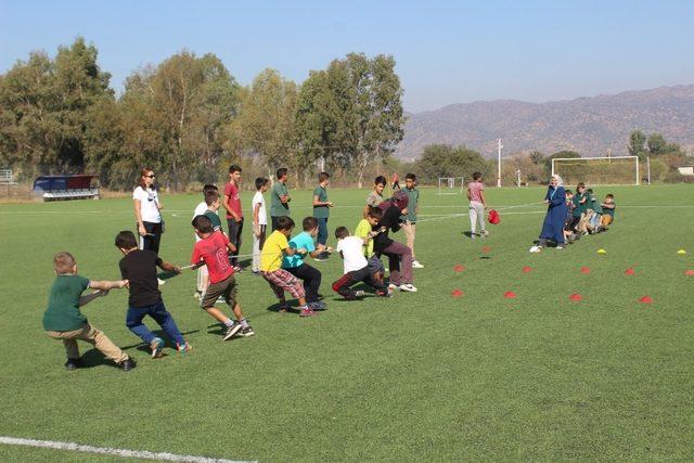 Karpuzlu’da ‘Çocukluk çağı obezitesi’ farkındalık yürüyüşü yapıldı