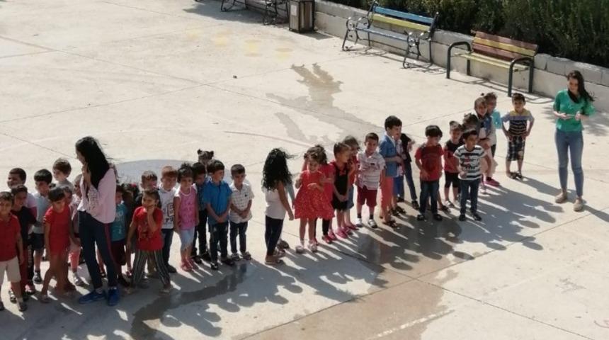 İtfaiyeden minik &ouml;ğrencilere eğitim