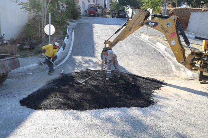 Turgutlu’da bozuk yollarda asfalt çalışmaları başladı G1