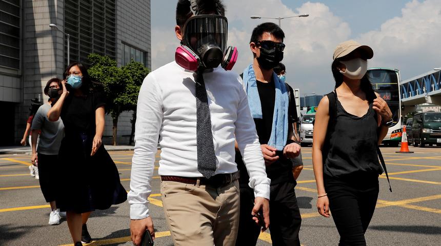 Göstericilerin maske takması yasaklandı!