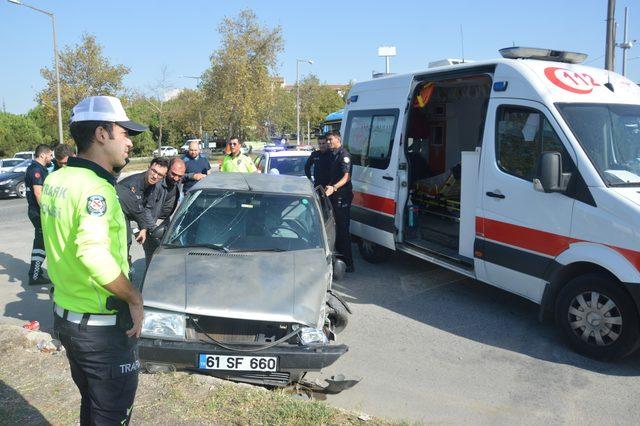 Yalova'da polisten kaçtılar, Bursa'da kaza yapınca yakalandılar