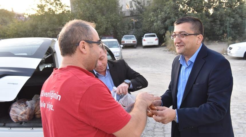 Başkan B&uuml;lent &Ouml;z, ziyaretlerine ara vermeden devam ediyor