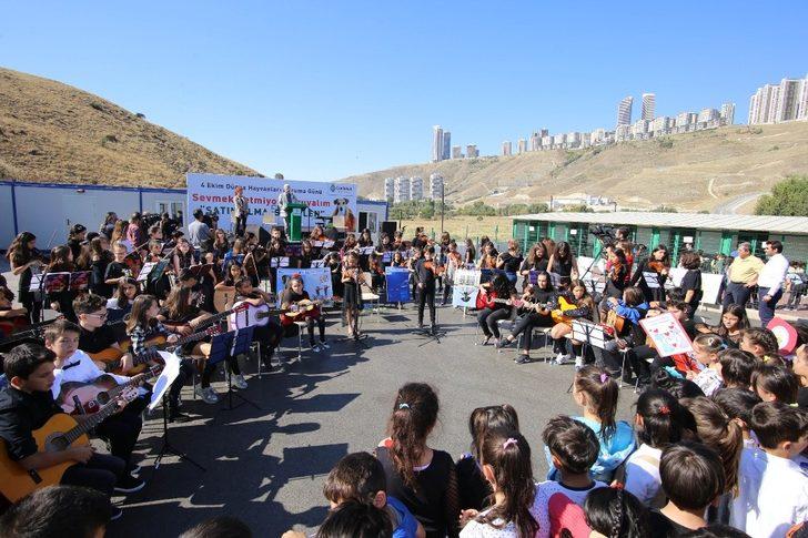 Çocuklar sokak hayvanları için çaldı G4