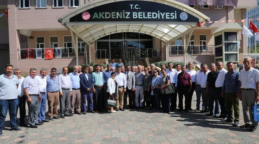 G&uuml;ltak: &ldquo;Muhtarlarımızla uyum i&ccedil;inde &ccedil;alışmaya devam edeceğiz&rdquo;