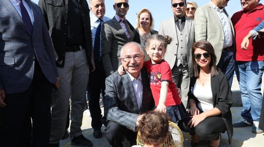 Büyükşehir Belediyesi’nden Hayvanları Koruma Günü etkinliği