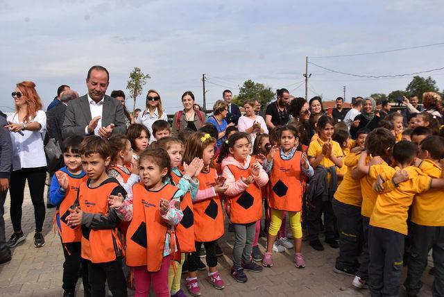 Edirne Belediye Bandosu'ndan hayvan barınağında konser