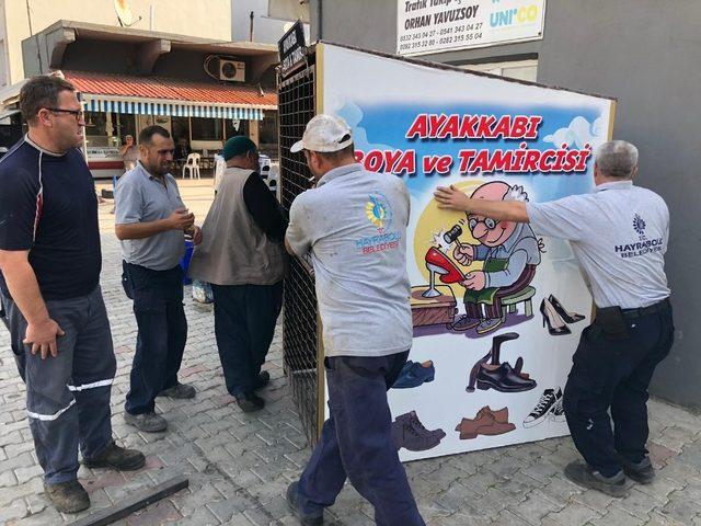 Ayakkabı boyacılarına özel kapalı kabin 1