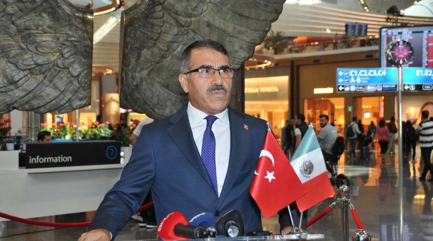 Meksikalı sanat&ccedil;ı Jorge Marin'in heykelleri İstanbul Havalimanı'nda&nbsp;