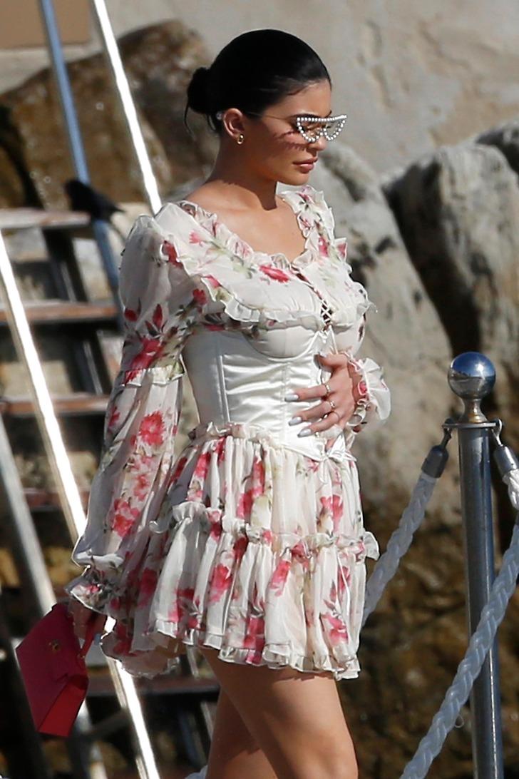 Kylie Jenner eski sevgilisini unutamadı G3