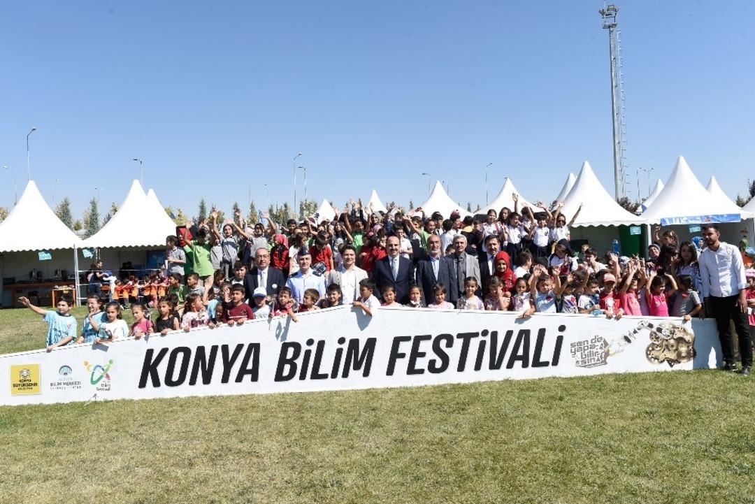 Konya Bilim Festivali Bilim Meraklıları İ&ccedil;in Kapılarını A&ccedil;tı