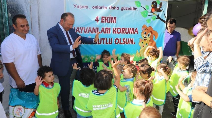 &Ccedil;ocuklar, can dostlarıyla vakit ge&ccedil;irdi