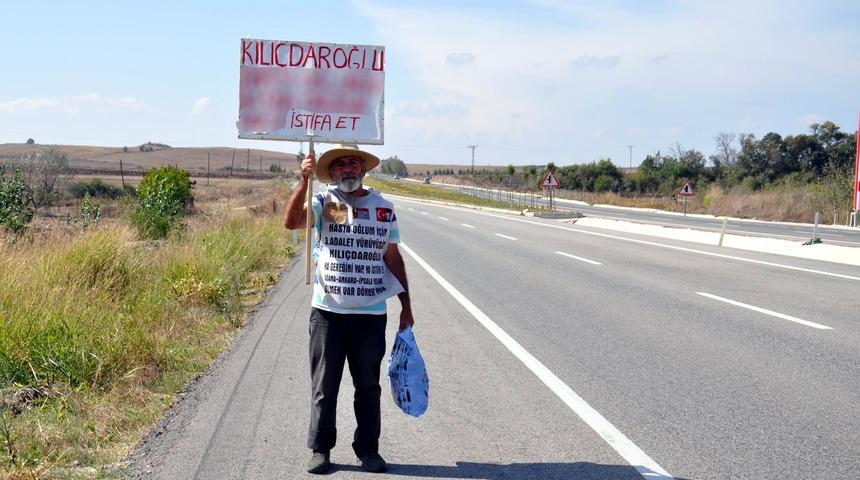 Oğlu i&ccedil;in y&uuml;r&uuml;yen baba Ankara yolunda