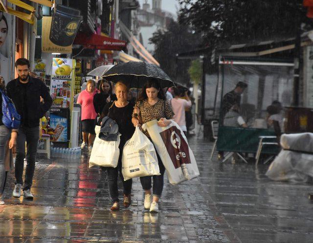 Trakya'da beklenen yağış başladı