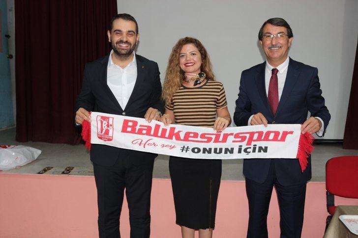 Öğrenciler Başkan Dağlı ve Avukat Özçelik’i ağırladı G4