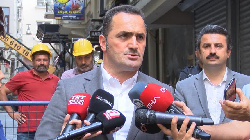 Beyoğlu'nda &ccedil;&ouml;kme tehlikesi yaşayan bina i&ccedil;in yıkım kararı