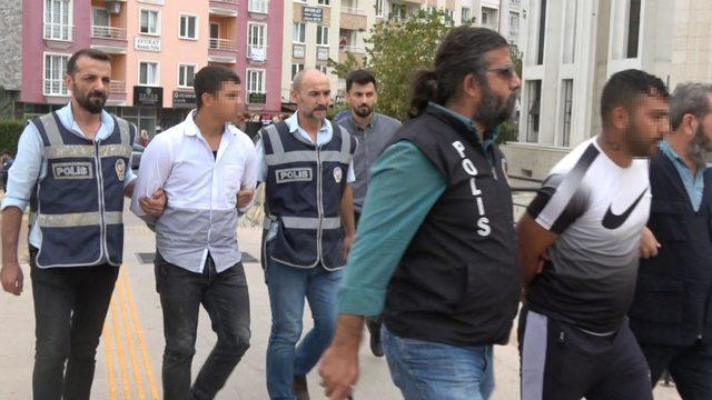 Kazara eniştesini vuran kayınbirader ile kavgaya karışan 2 kişi adliyede