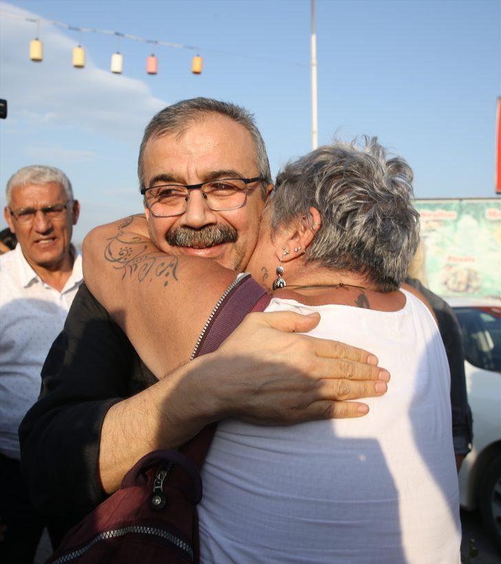 Son dakika! Sırrı Süreyya Önder tahliye edildi G3