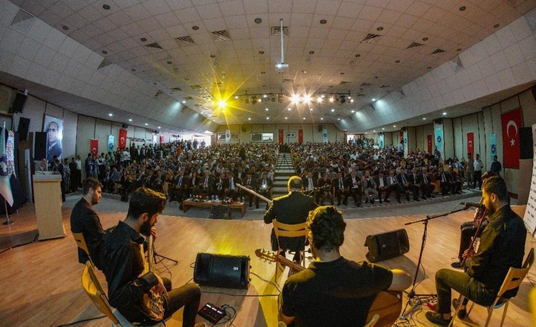 Van&rsquo;da "T&Uuml;SİAD Bu Gen&ccedil;likte İş Var" programı