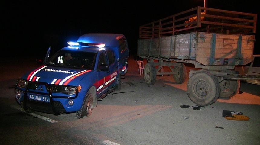 Askeri araç ile otomobil çarpıştı: 4’ü asker 7 yaralı